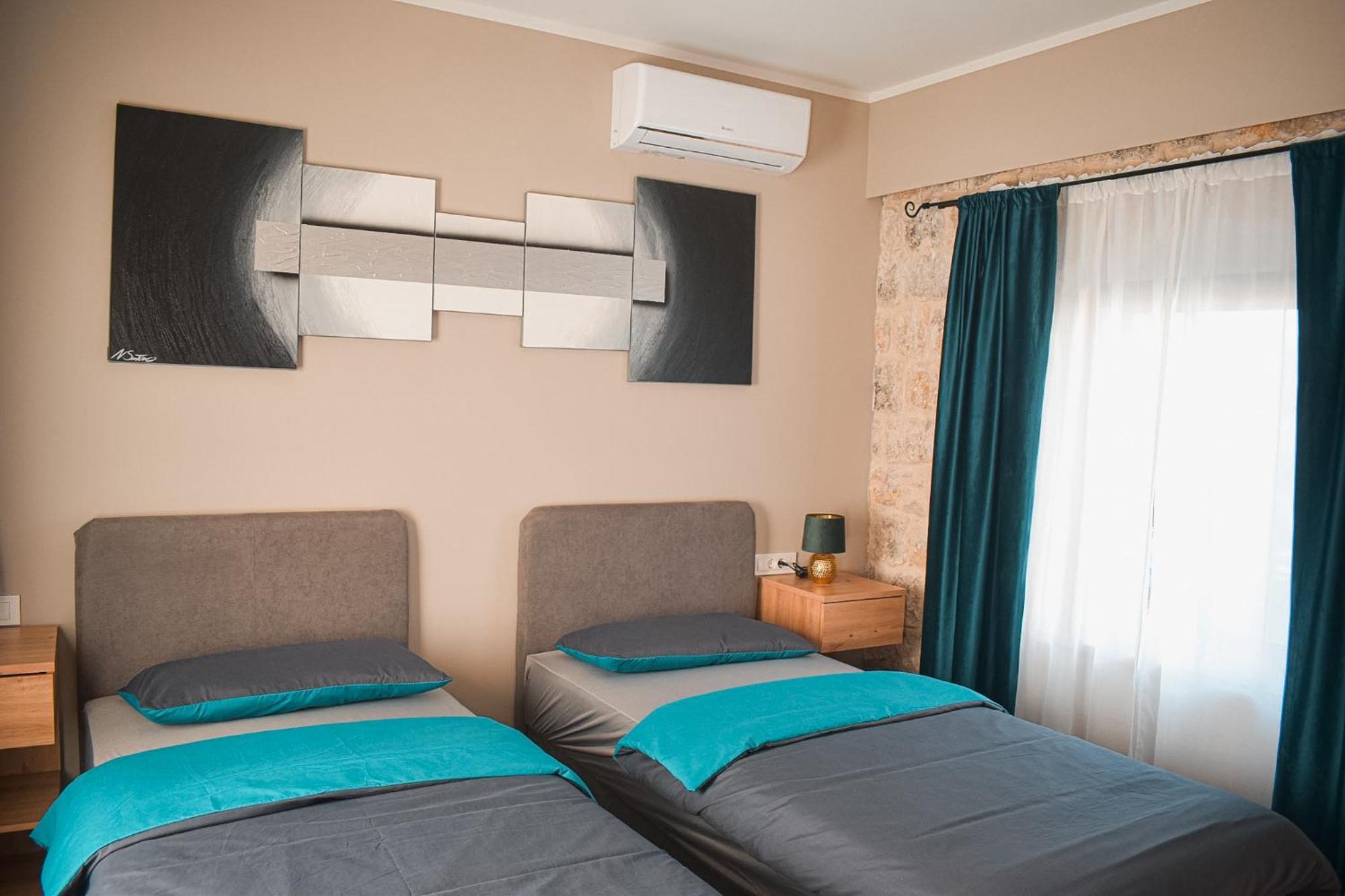 Apartments Jelovic Sinj Luaran gambar