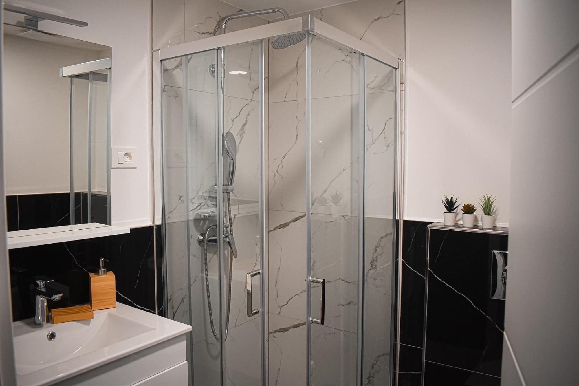 Apartments Jelovic Sinj Luaran gambar